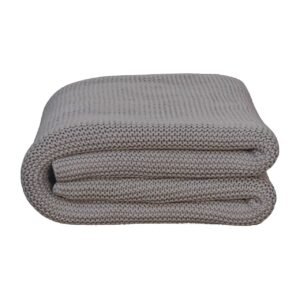 Double Grey Knitted Throw - L15 x W26 x H15 cm